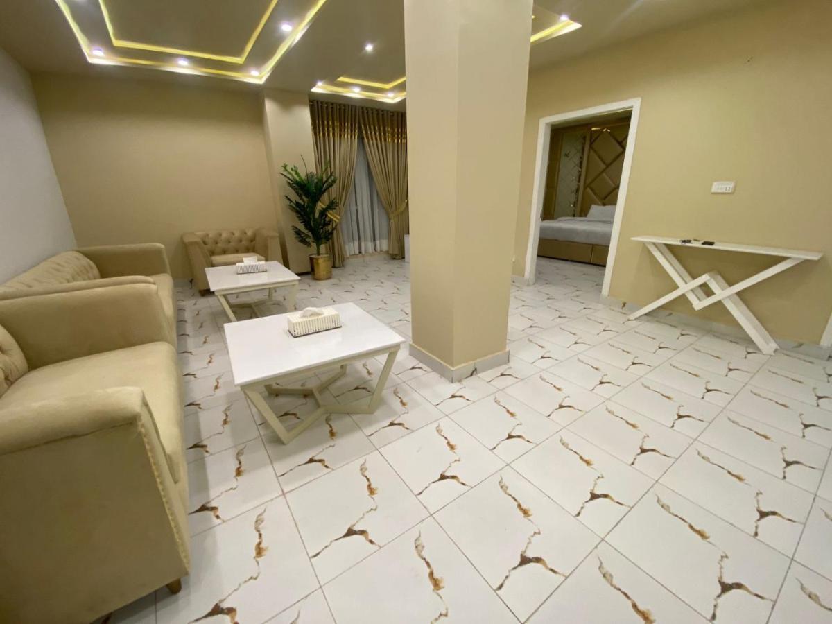 Luxe Suites Bahria Town Lahore Eksteriør billede