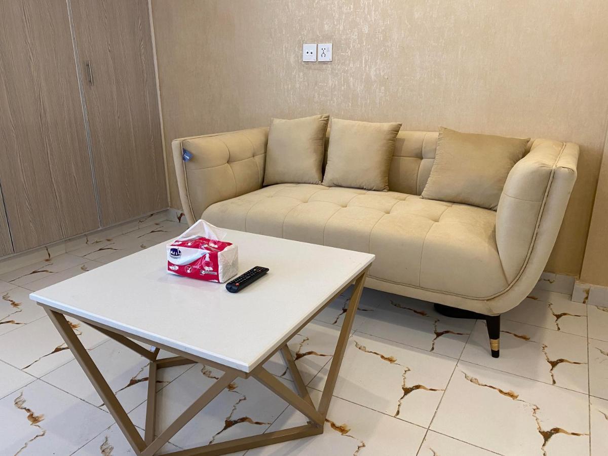 Luxe Suites Bahria Town Lahore Eksteriør billede